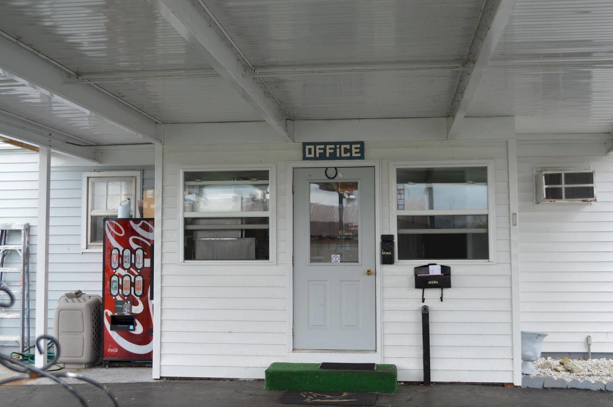 פרמונט Great Lakes Motel מראה חיצוני תמונה